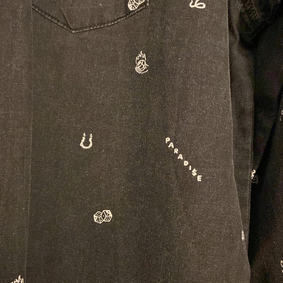 Globe Brand Lost Vegas Shirt Size S - Picture 7 of 9